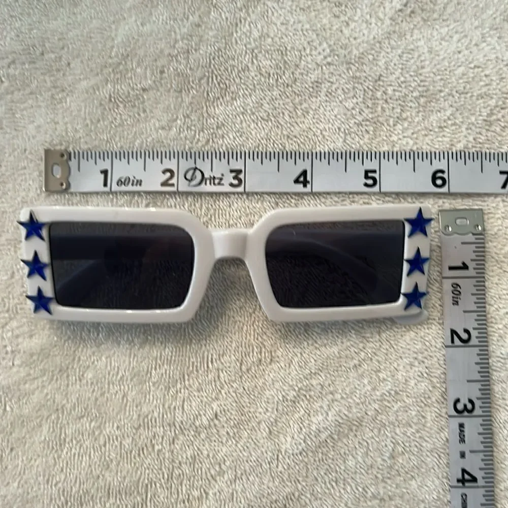 NWOT unbranded square white sunnies with blue star accents